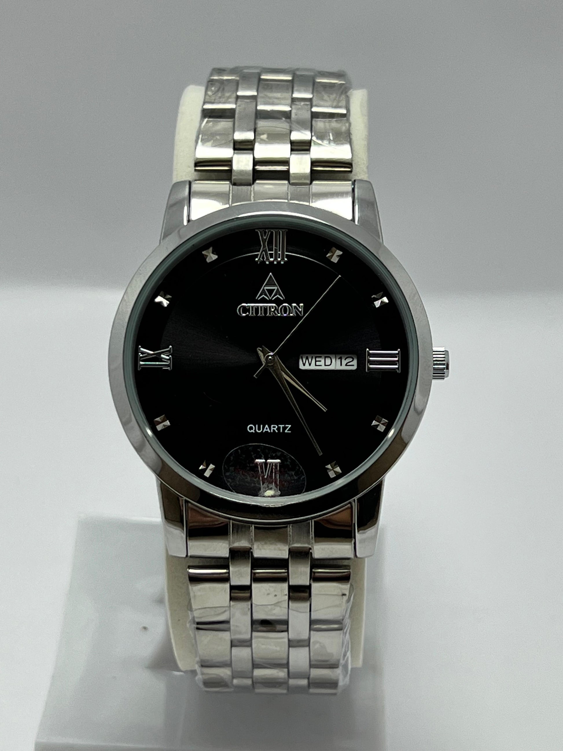 Citron Quartz Classic Men’s Watch – Black Dial, Silver Chain Strap - LOOKANDLUSH.COM