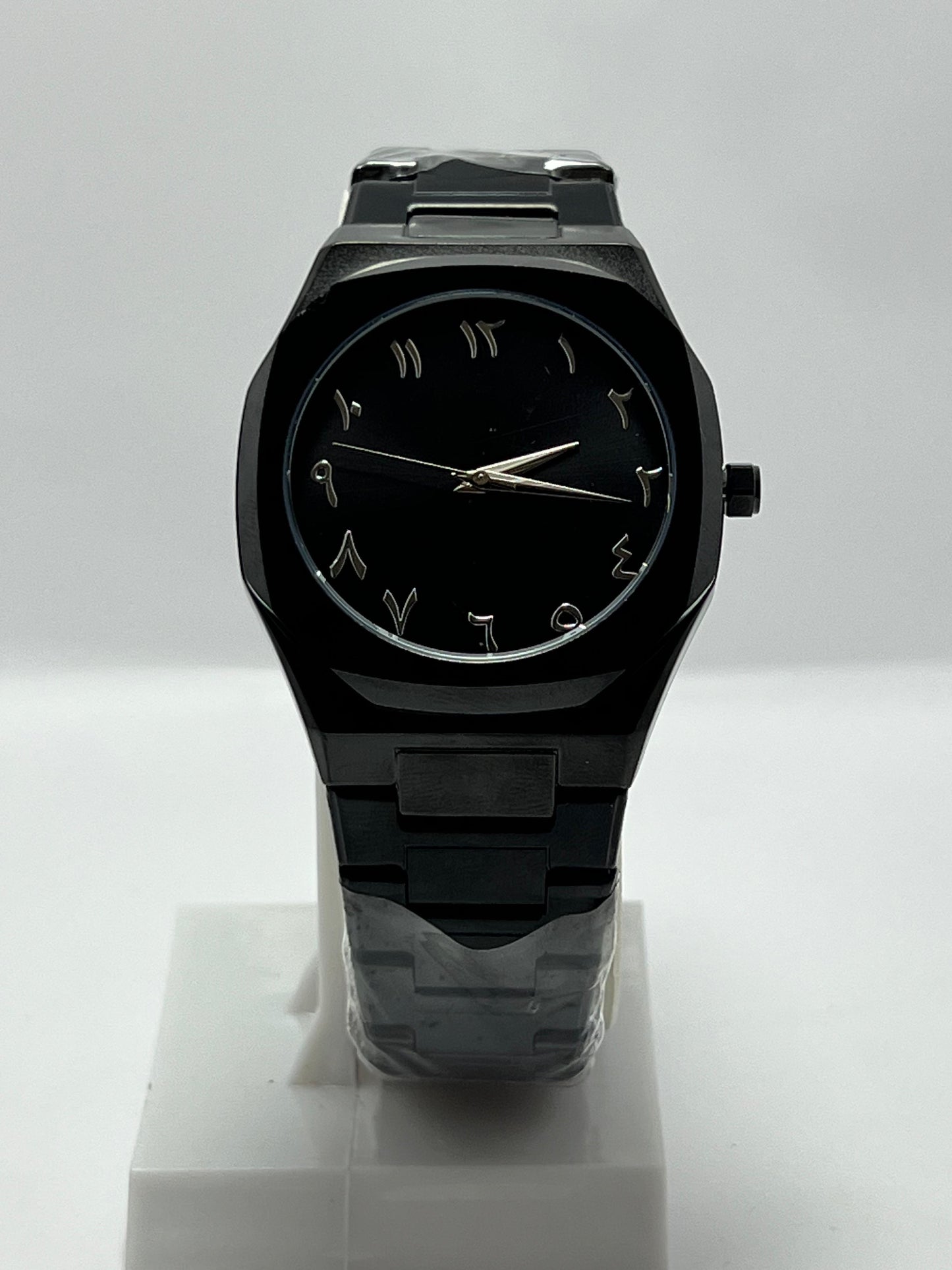 Stylish Black Arabic Numerals Men’s Wrist Watch – Stainless Steel Luxury Design - LOOKANDLUSH.COM