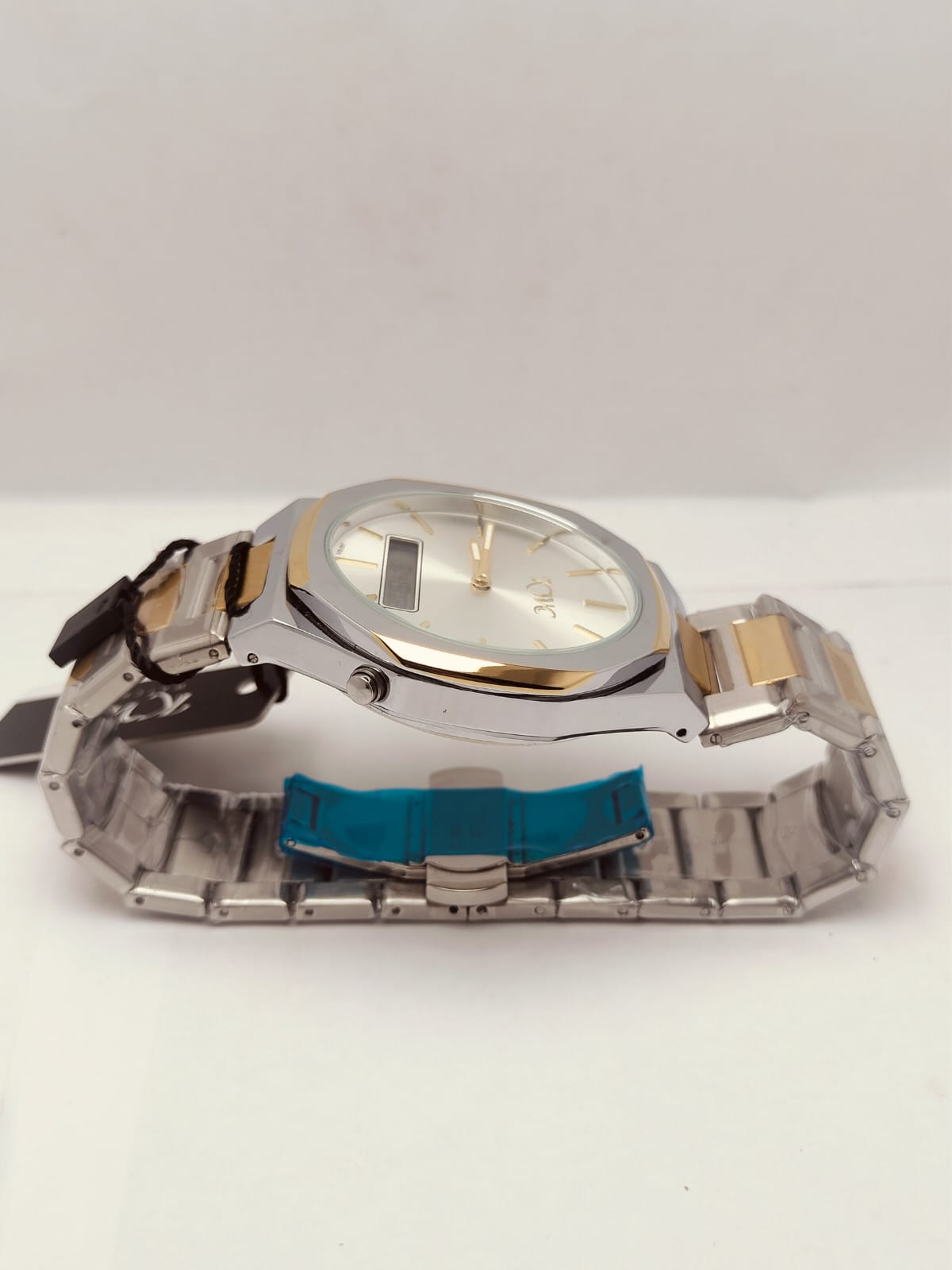 KWC Men’s Analog Digital Watch – Silver & Gold Stainless Steel Strap - LOOKANDLUSH.COM